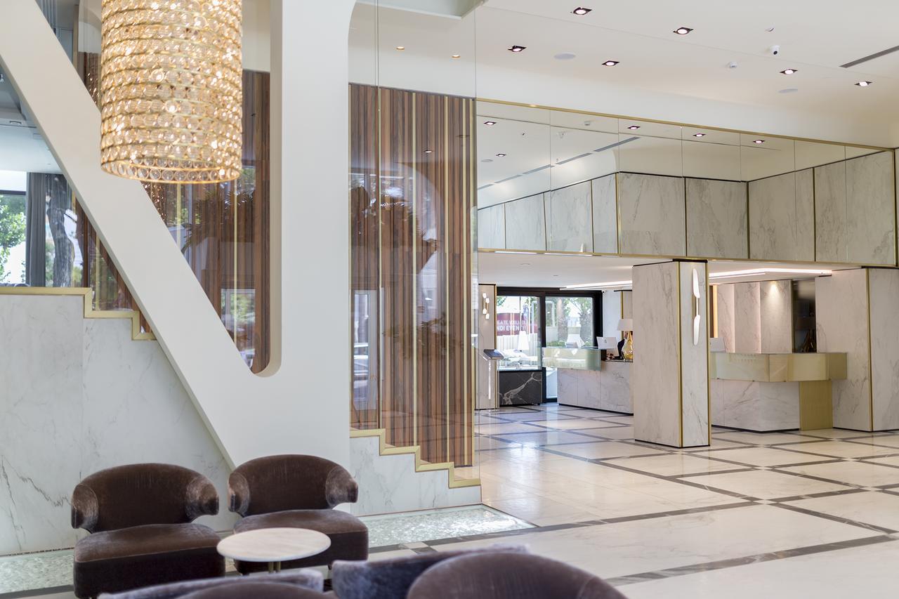 Hotel Sporting Римини Екстериор снимка