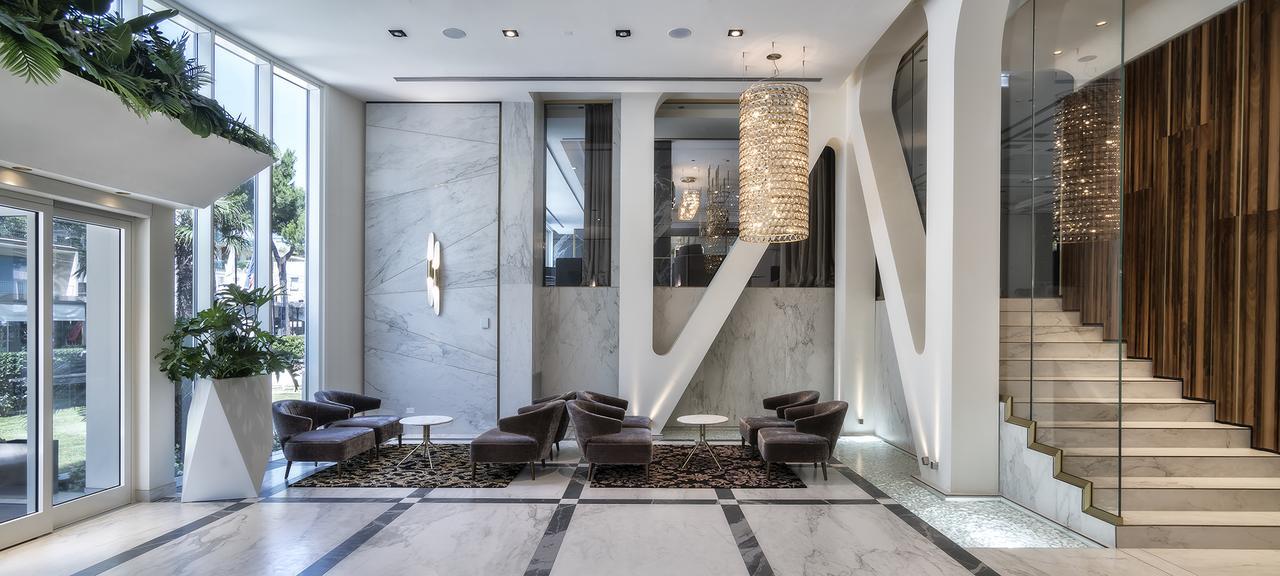 Hotel Sporting Римини Екстериор снимка